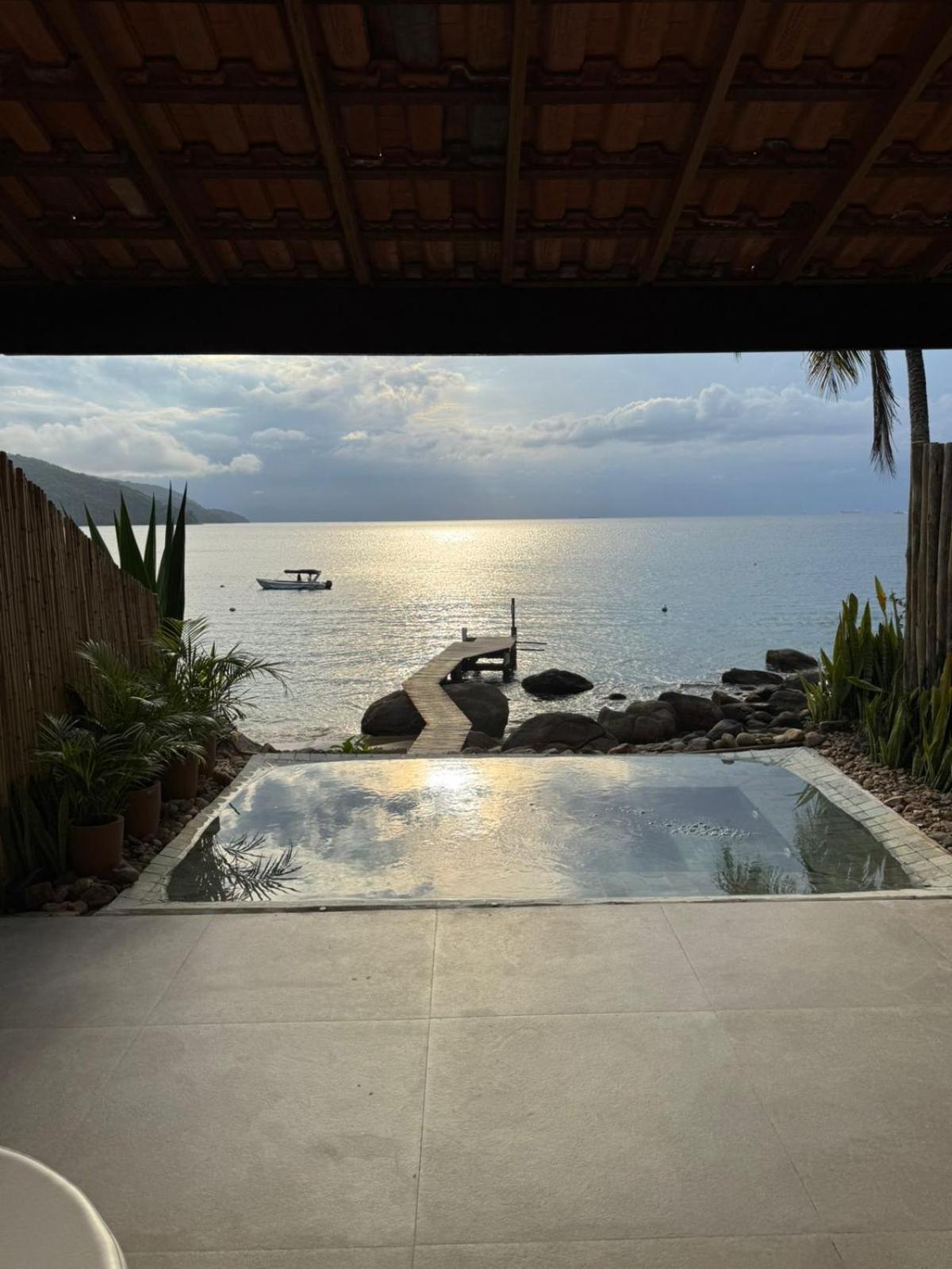 Villa Casa Da Ilha Praia de Araçatiba Esterno foto
